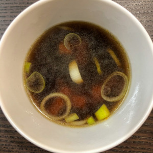 長ねぎとのり、豆腐の韓国風スープ